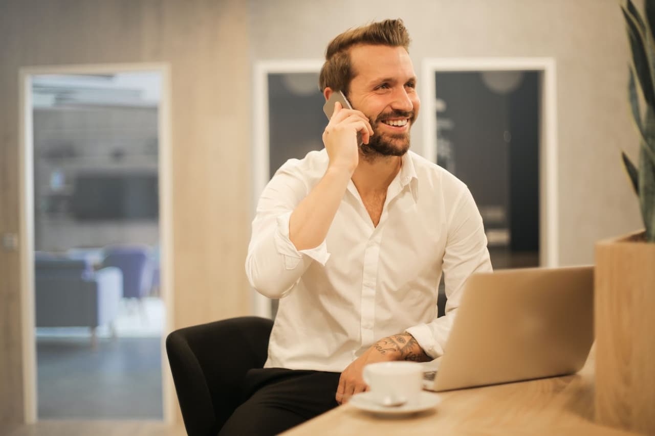Expert Tips for Newcomers to the IT Industry and Crafting a Winning Resume